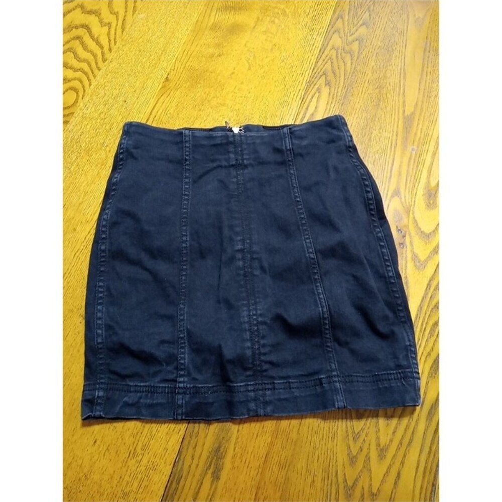 FREE PEOPLE Jeans Skirt Womens 0 BLACK Faded Preowned Summer Denim Summer Winter